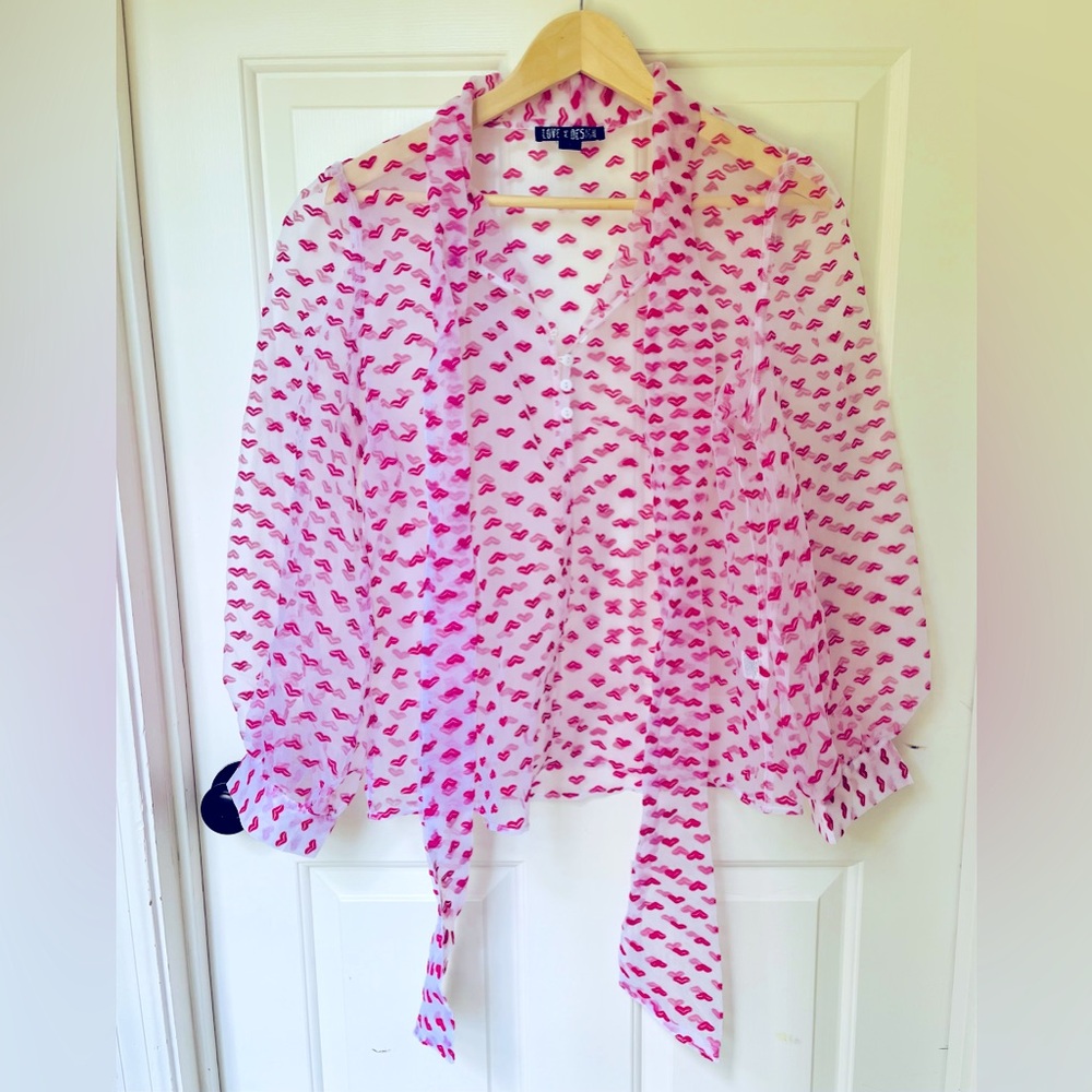 Very sheer long sleeve shirt with 💋